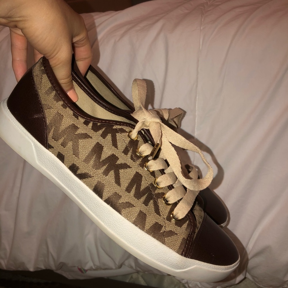 Michael Kors sneakers!